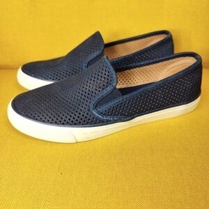 Sperry  Women's Perforated Memory Foam Flat Slip On Navy Seaside Sneaker 8M